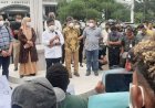 Rektor USU Muryanto Amin Terima Langsung Demo Protes Rasisme Di USU