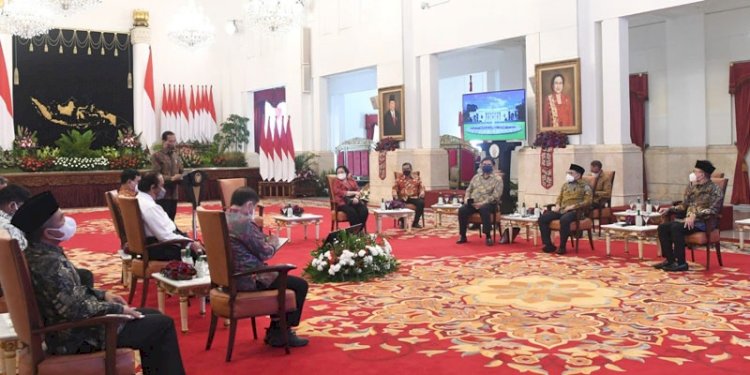 Pertemuan para ketua umum patai politik pendukung pemerintah bersama Presiden Joko Widodo di Istana Negara/Ist