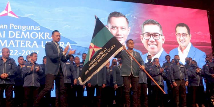 Lokot Nasution usai menerima Pataka DPD Demokrat Sumatera Utara dari Ketum Partai Demokrat Agus Harimurti Yudhoyono/RMOLSumut