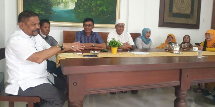 Rahudman Harahap bersama warga Medan Utara/Ist