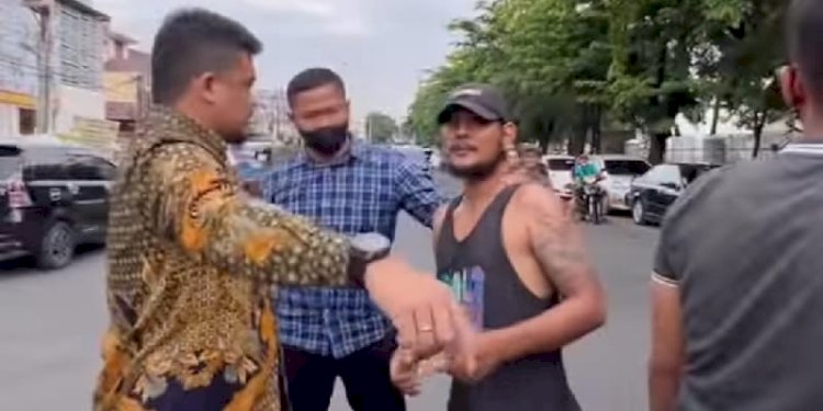 Tangkapan layar Wali Kota Medan Bobby Nasution bentak jukir liar/Repro