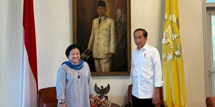  Ketua Umum Partai Demokrasi Indonesia Perjuangan (PDIP), Megawati Soekarnoputri dan Presiden Joko Widodo di Batu Tulis, Bogor/Net