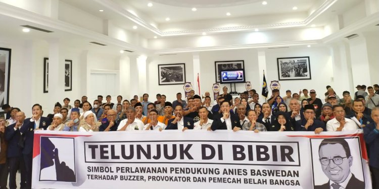 Pengurus DPW Nasdem Sumut dan Kelompok Relawan Anies Baswedan/RMOLSumut