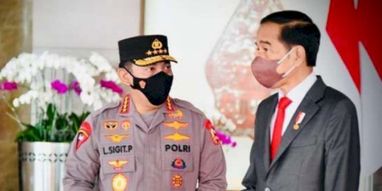 Kapolri Jenderal Listyo Sigit Prabowo dan Presiden Joko Widodo/Net