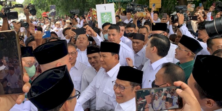 Prabowo Subianto dan Abdul Muhaimin Iskandar di tengah-tengah massa saat peresmian Sekber Gerindra-PKB/RMOL