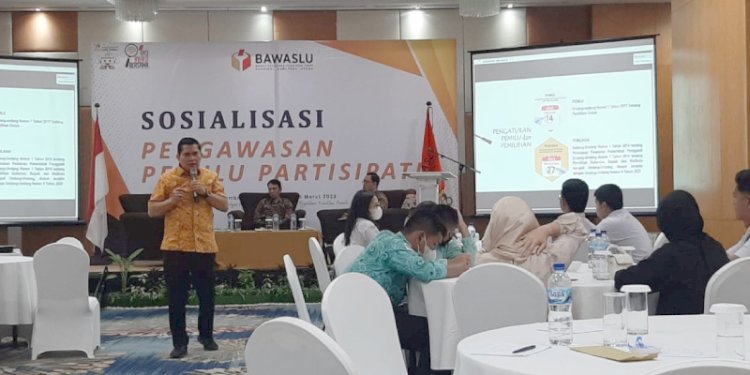 Anggota Bawaslu Sumut, Suhadi Sukendar Situmorang pada kegiatan Sosialisasi Pengawasan Pemilu Partisipatif/RMOLSumut