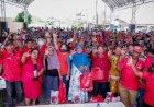 Giliran Warga Batangkuis Mendapat Bantuan 'Pasar Murah' Paul Baja M Siahaan