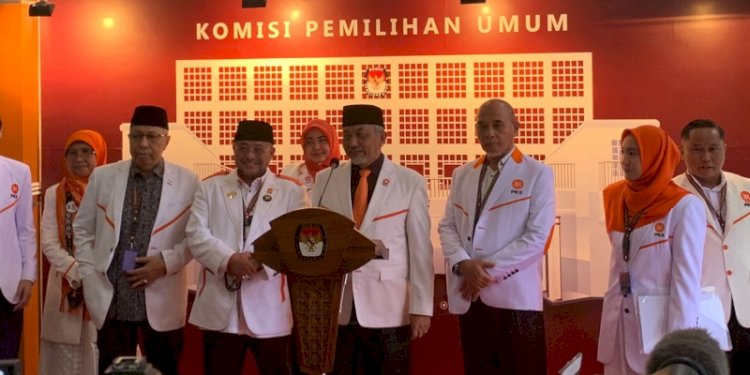 Presiden PKS, Ahmad Syaikhu, dalam jumpa pers di Kantor KPU RI, Jalan Imam Bonjol, Menteng, Jakarta Pusat, Senin (8/5)/RMOL