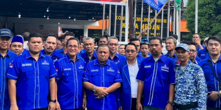 Pengurus DPC Partai Demokrat Kota Medan usai mendaftar di KPU Medan/Ist