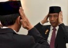 Kala Jokowi Tak Hendak Bercermin