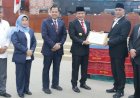 Pj Gubernur Bersama DPRD Sumut Setujui Penetapan Dua Ranperda menjadi Perda   